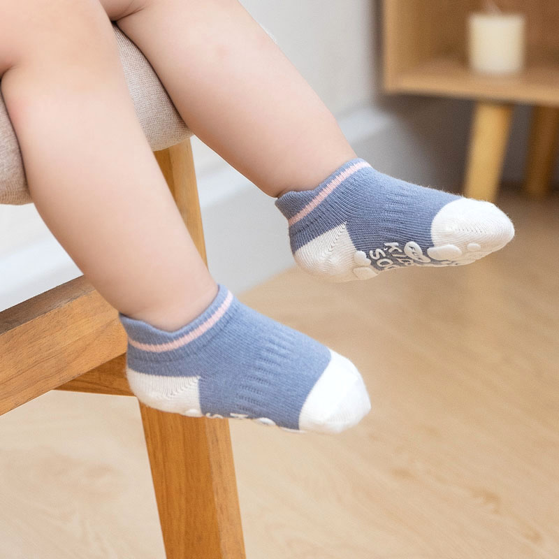 Kaus kaki anti selip anak-anak - Anti Blister Sock ulasan dan harga